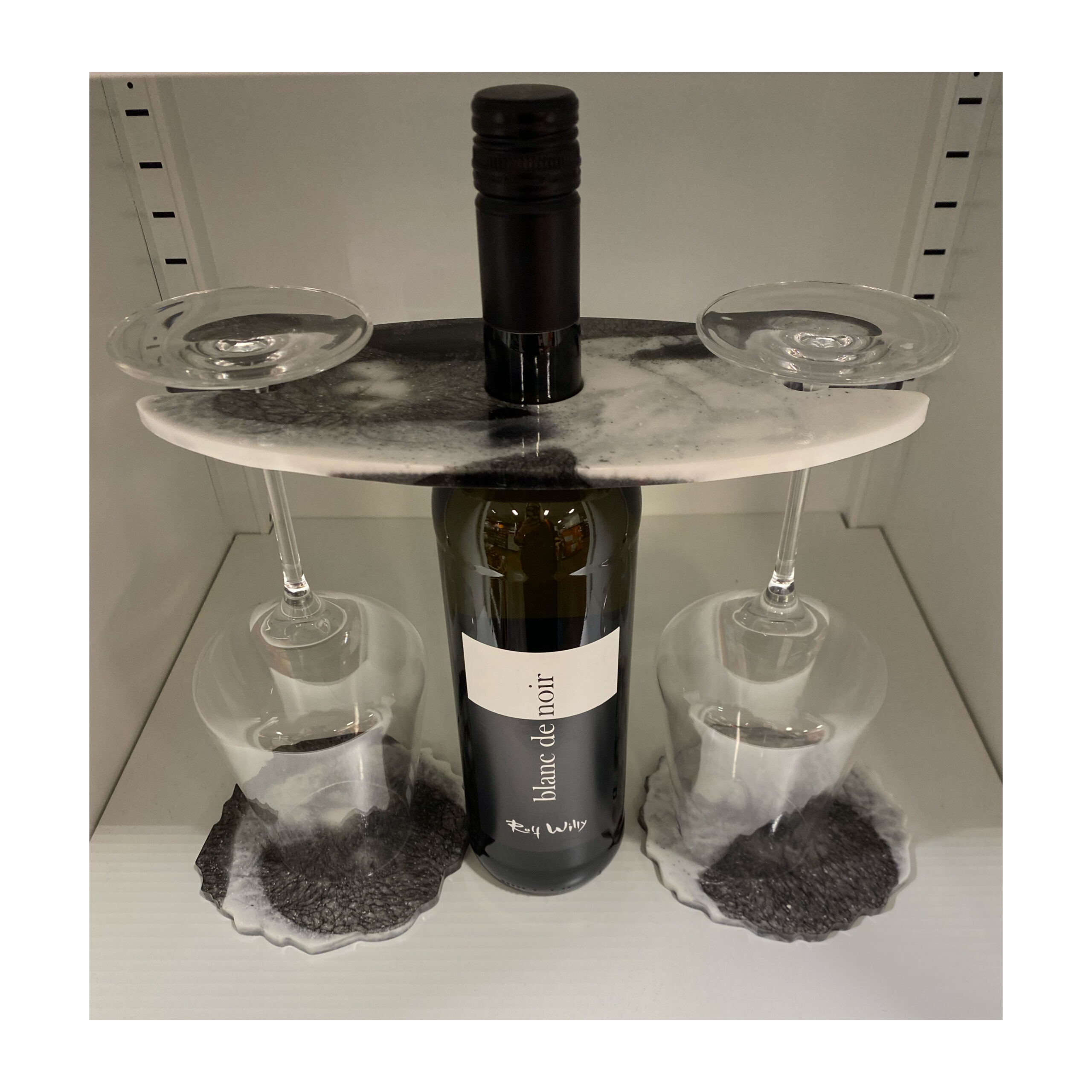 Weinset schwarz weiß